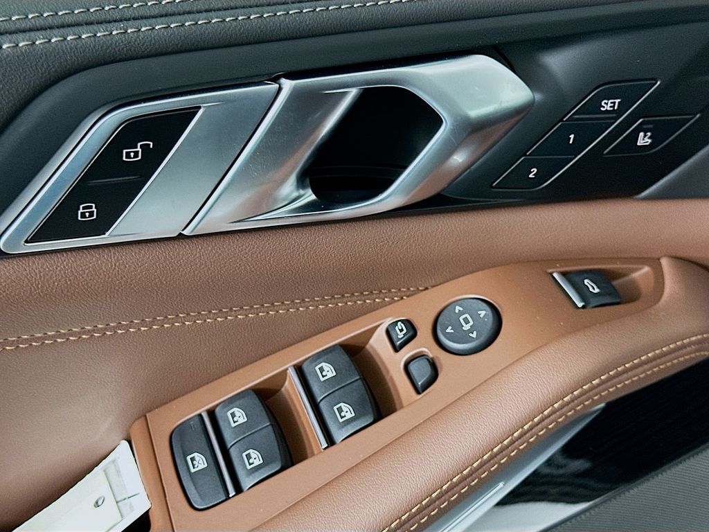 Thumbnail: 2026 BMW X5 - 20