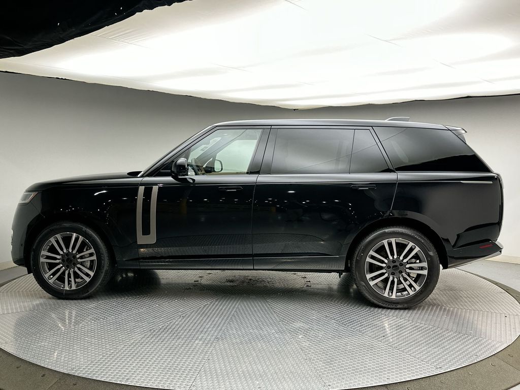 Thumbnail: 2026 Land Rover Range Rover - 2