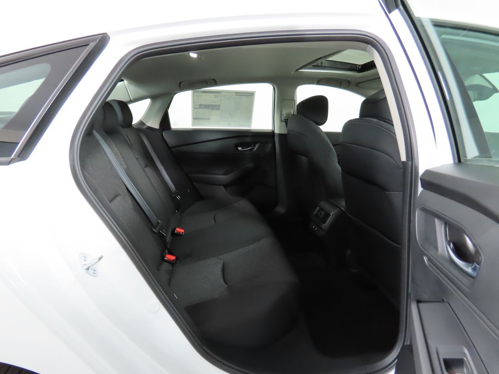 2025 Honda Accord SE 18