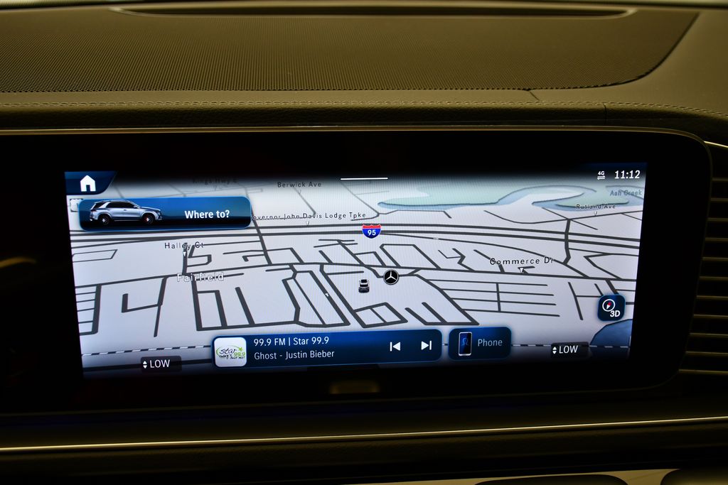 Thumbnail: 2026 Mercedes-Benz GLE - 26