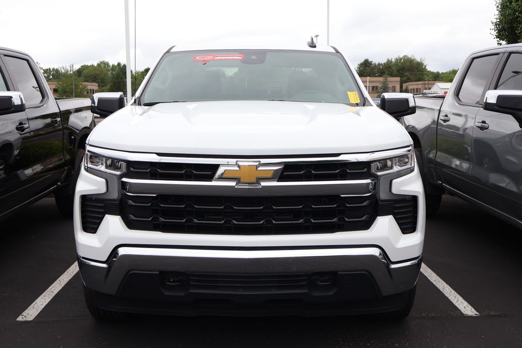 2023 Chevrolet Silverado 1500 LT 2