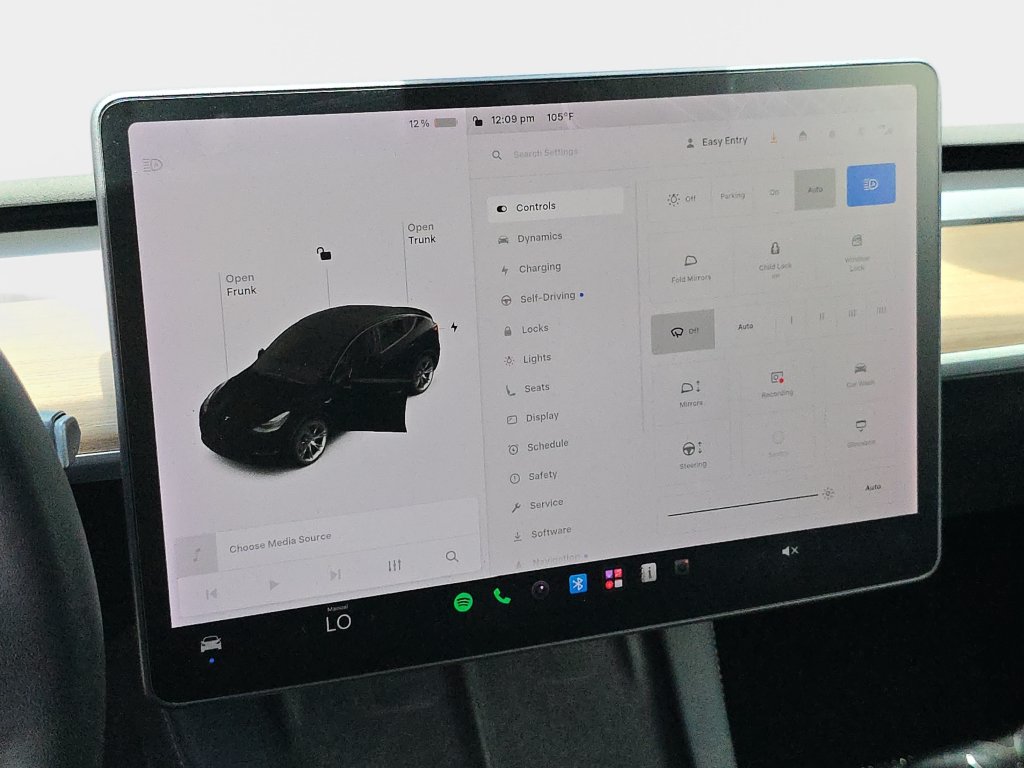 Used 2021 White Tesla Long Range image 32