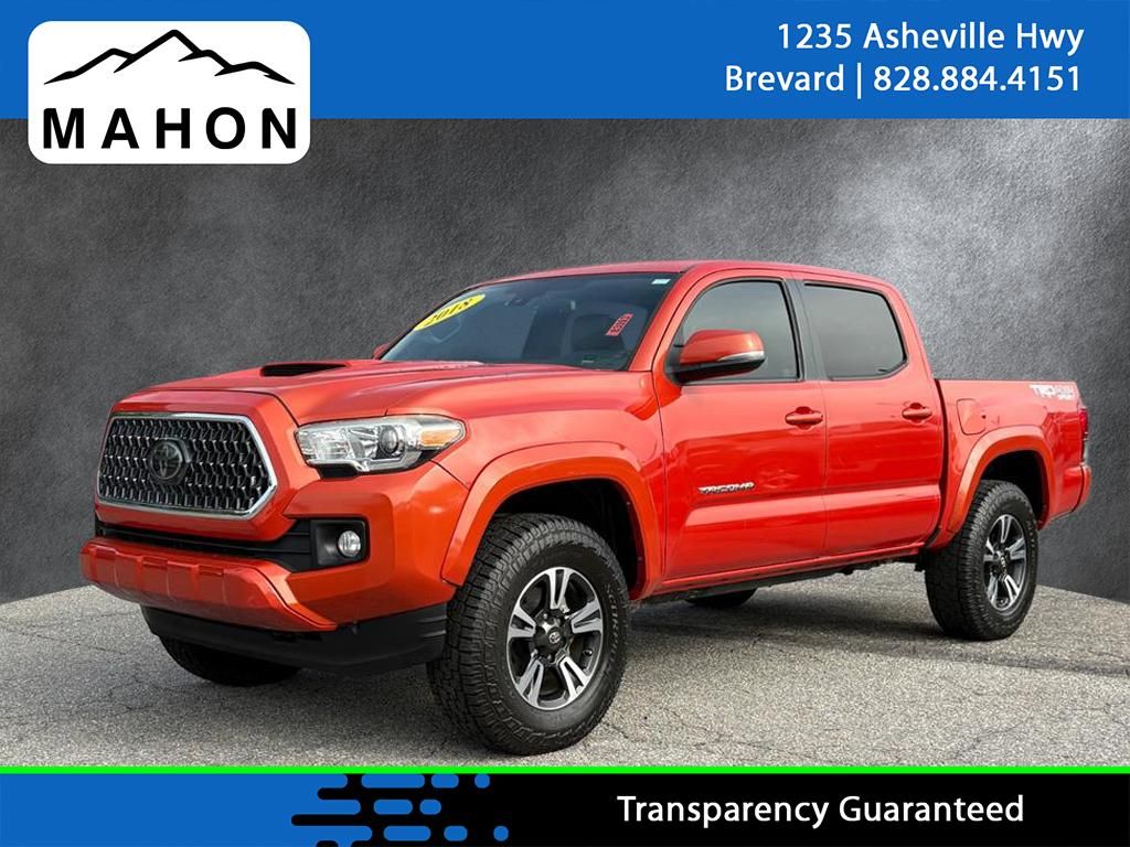 2018 Toyota Tacoma Rojo (Inferno Red) Camioneta Todo terreno 6 velocidades Automática