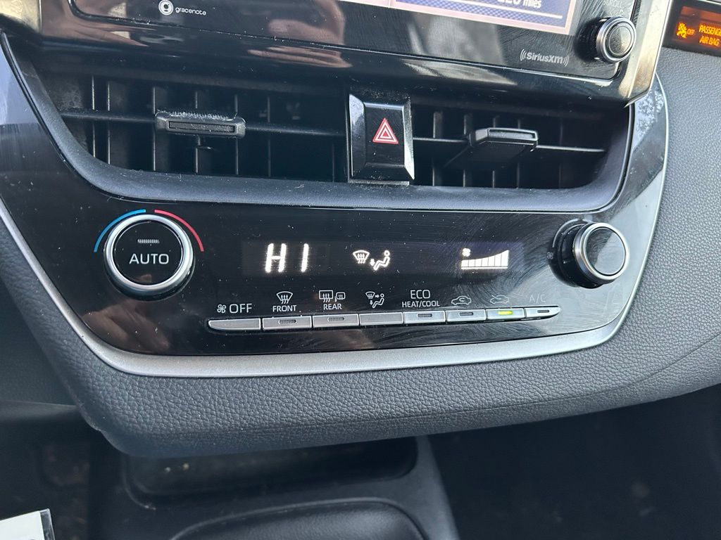 Thumbnail: 2021 Toyota Corolla - 25