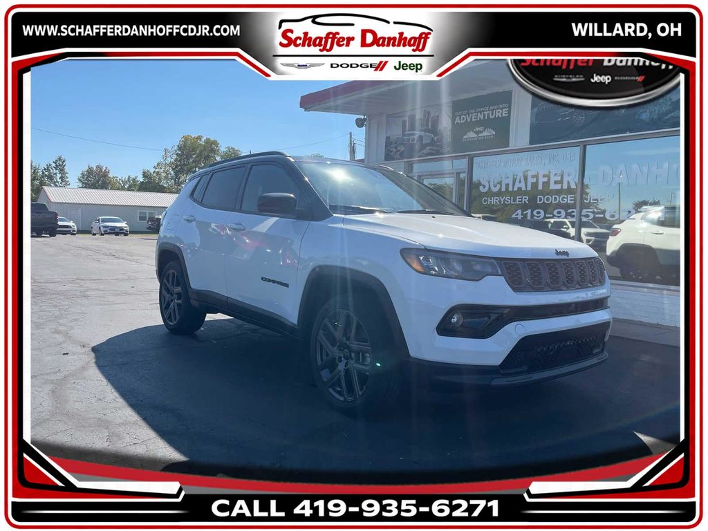 Bright White Clearcoat 2025 Jeep Compass SUV / Crossover Four-Wheel Drive 8-Speed Automatic