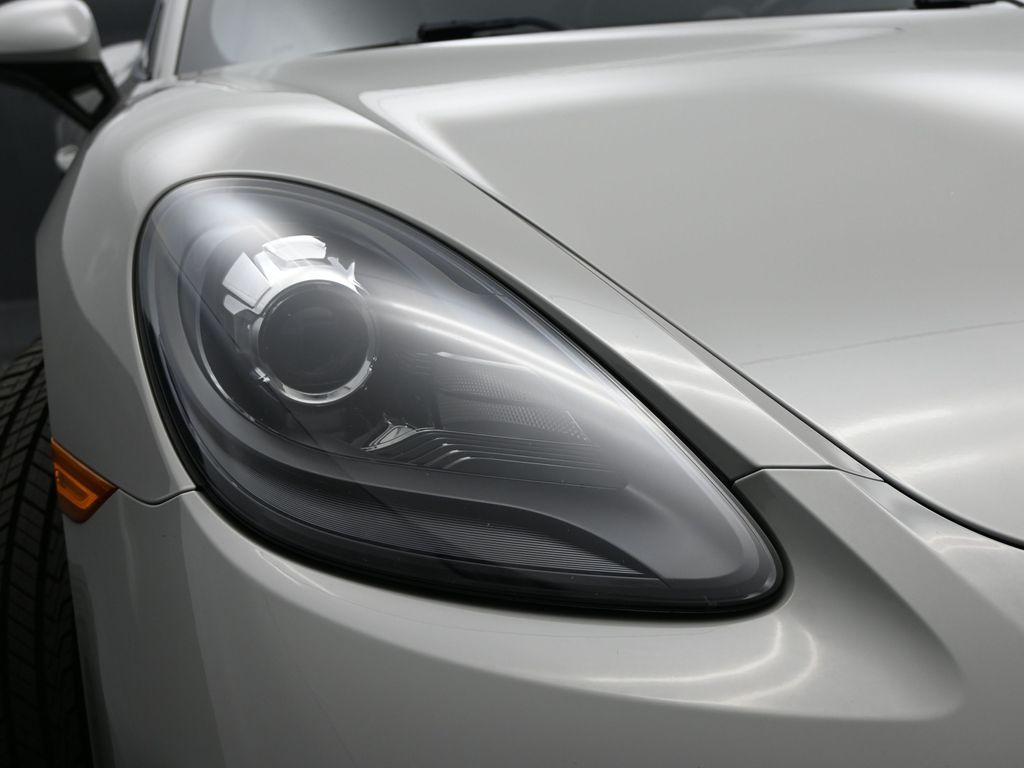 2018 Porsche 718 Cayman GTS