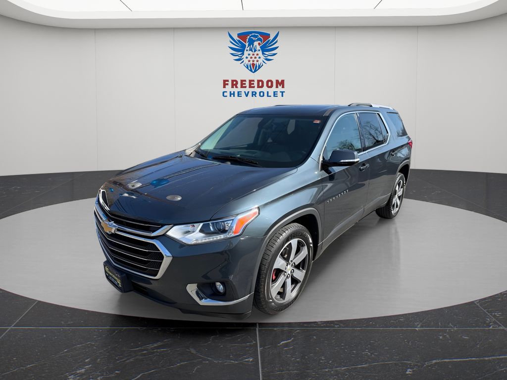 Gray (Graphite Metallic) 2018 Chevrolet Traverse LT Leather AWD SUV / Crossover Four-Wheel Drive 9-Speed Automatic