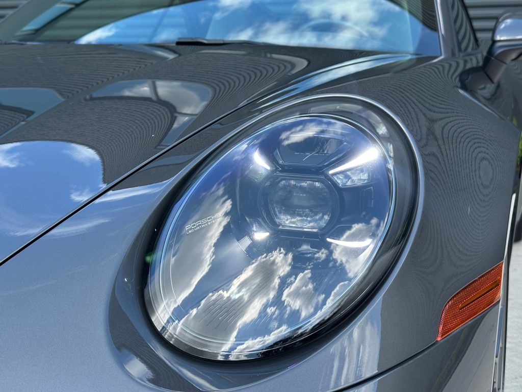 Thumbnail: 2020 Porsche 911 - 14