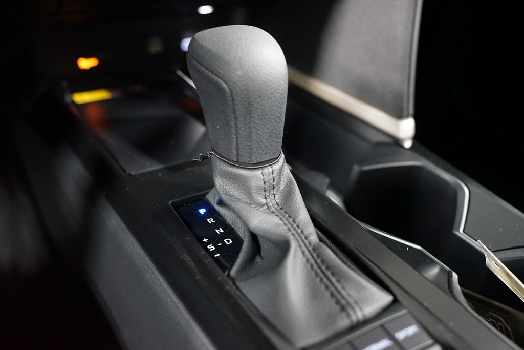 Thumbnail: 2026 Toyota Camry - 21
