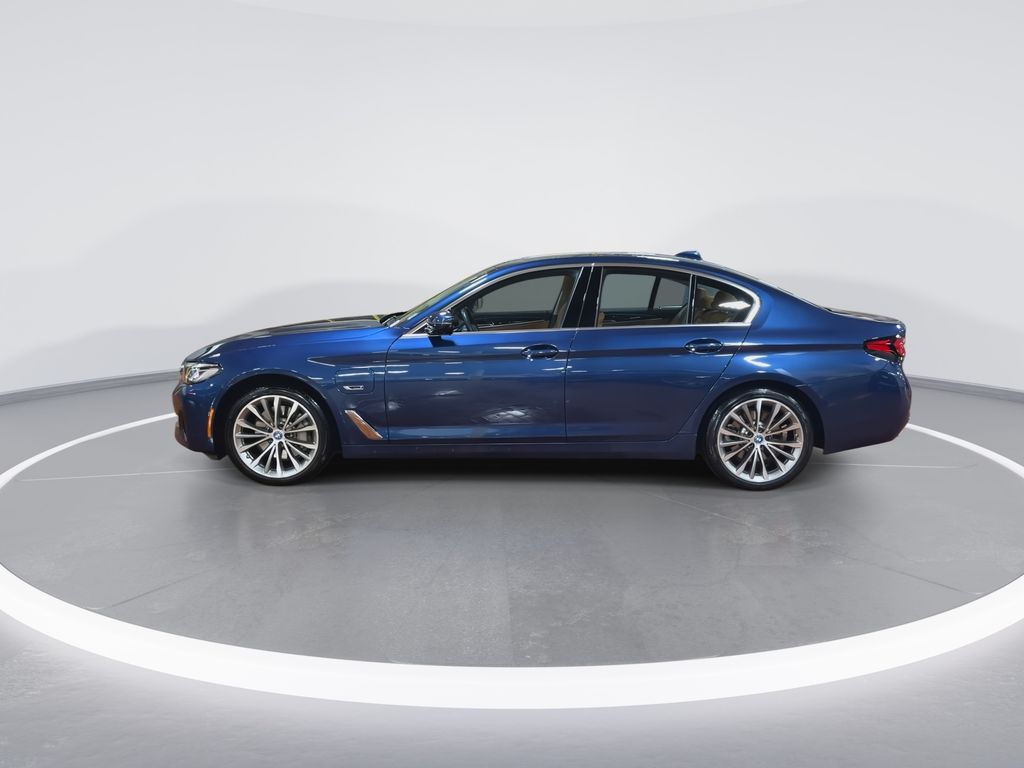 Thumbnail: 2022 BMW 5 Series - 5