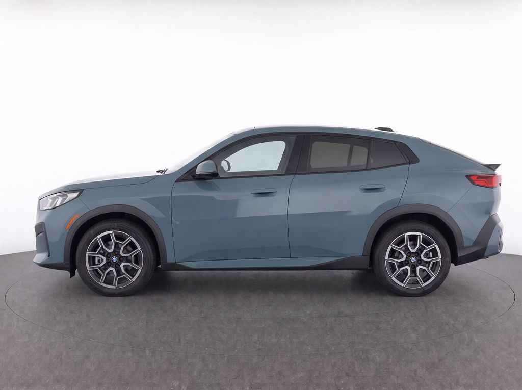 Thumbnail: 2026 BMW X2 - 6