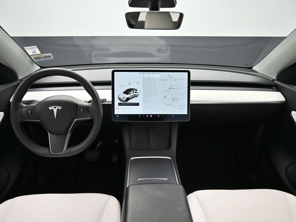 2022 Tesla Model Y Long Range Dual Motor All-Wheel Drive