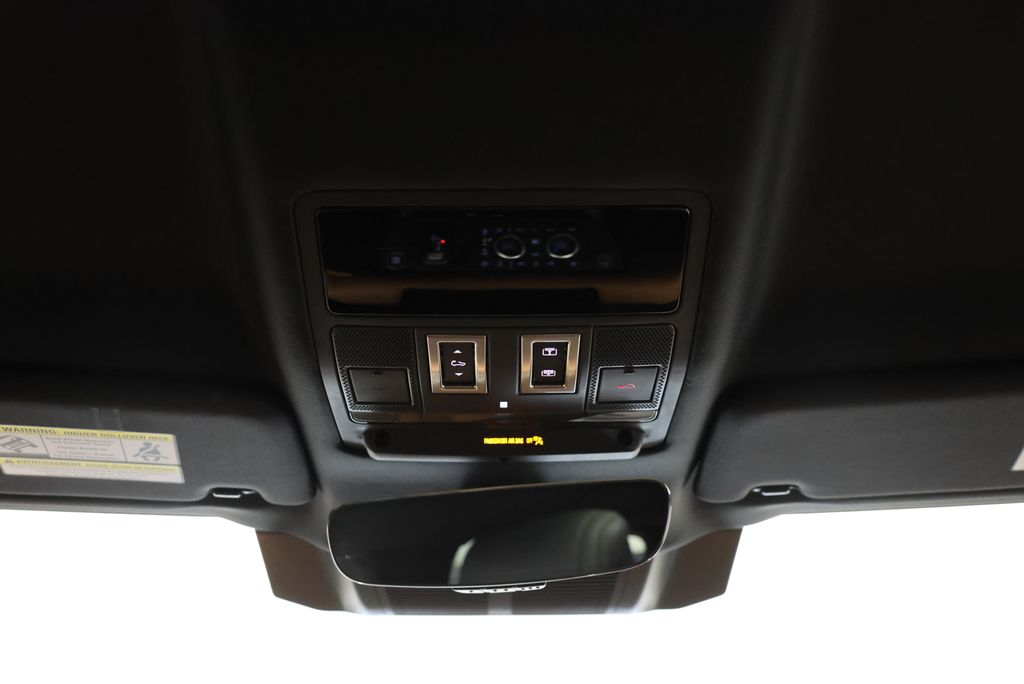 Thumbnail: 2024 Land Rover Defender - 14