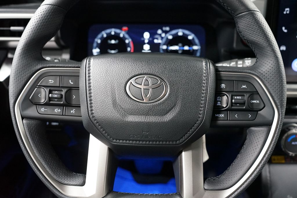 Thumbnail: 2025 Toyota 4Runner - 13