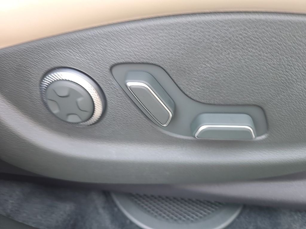2025 Genesis GV80 3.5T 24