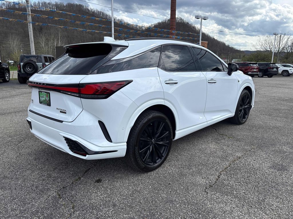 View vehicle photo 5