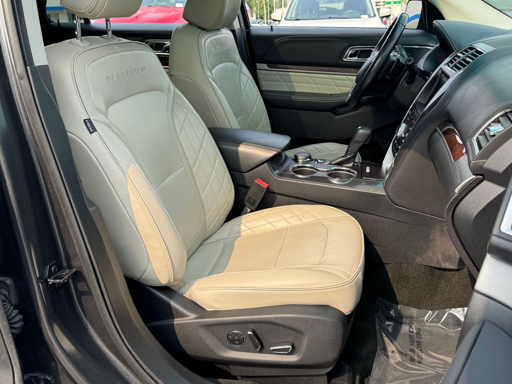 2016 Ford Explorer Platinum