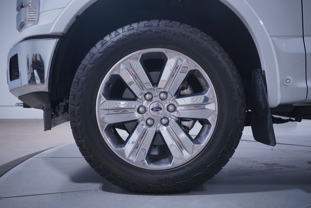 2018 Ford F-150 Lariat 2