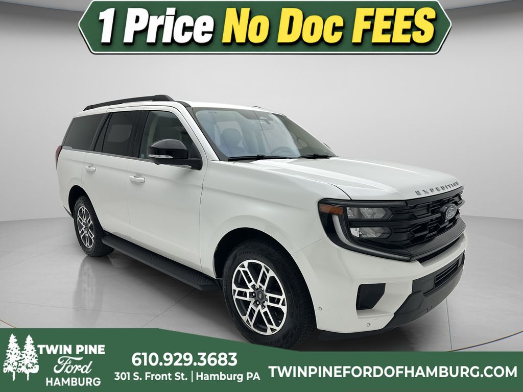 White Metallic 2025 Ford Expedition SUV / Crossover Four-Wheel Drive Automatic