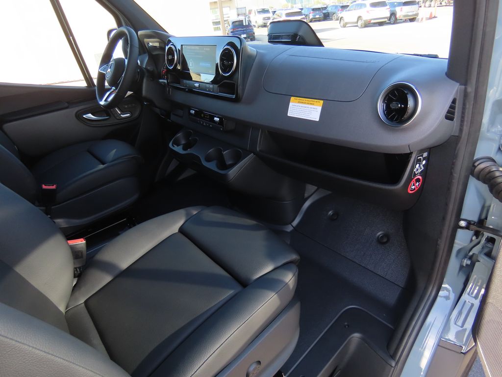 Thumbnail: 2026 Mercedes-Benz Sprinter - 18