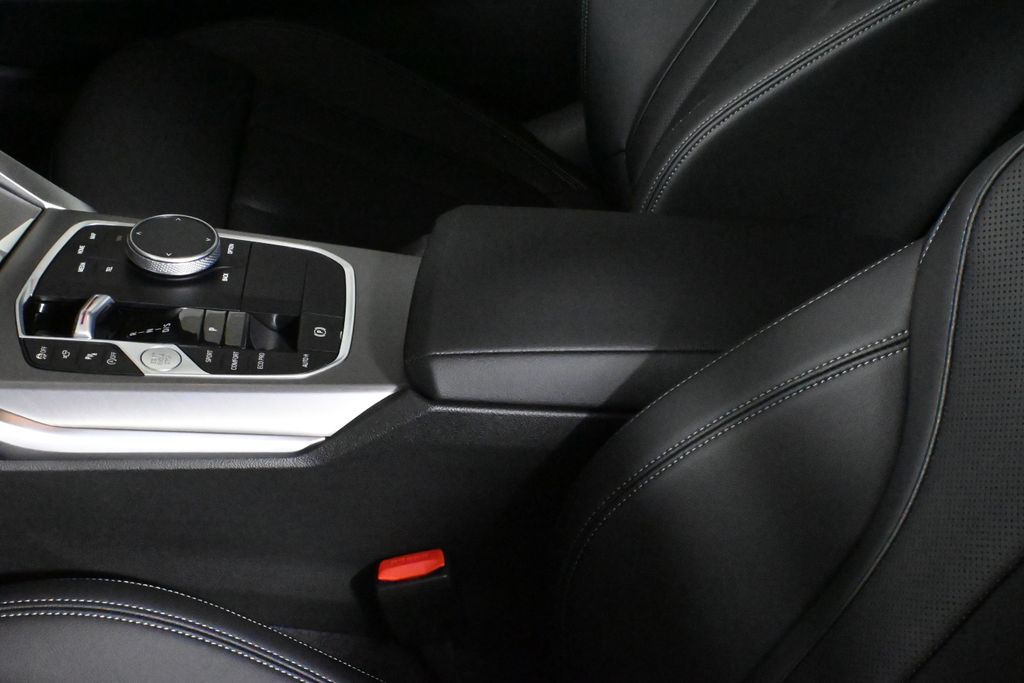 Thumbnail: 2026 BMW 2 Series - 26