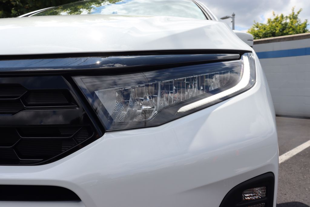 Thumbnail: 2026 Honda Odyssey - 9