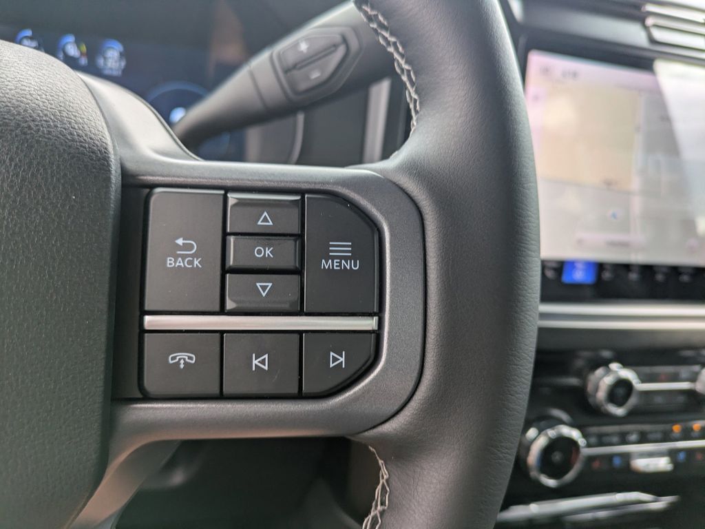 2026 Ford F-350 Super Duty LARIAT