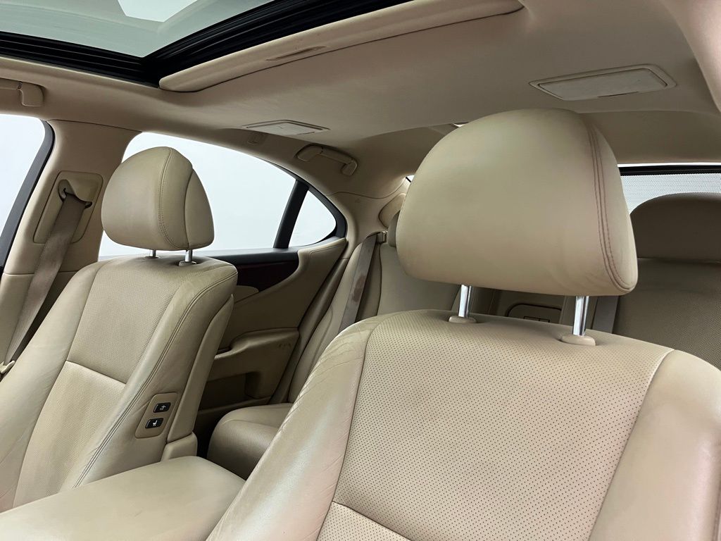 Thumbnail: 2009 Lexus LS - 6