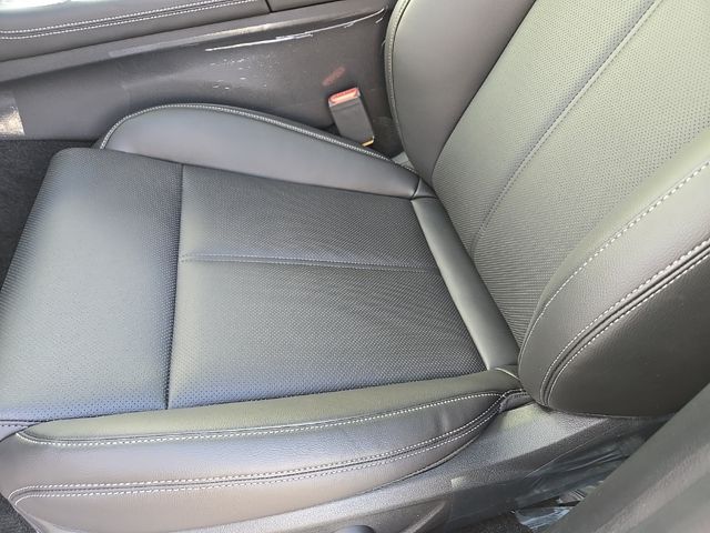 2025 Genesis G70  17