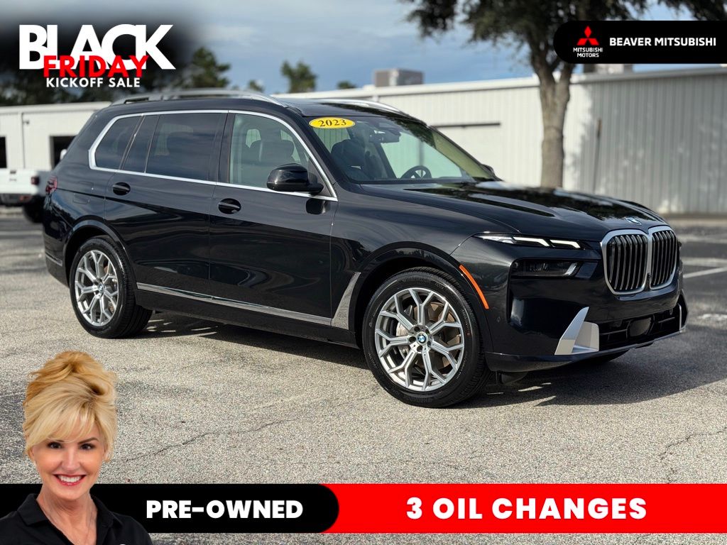 2023 BMW X7 40i