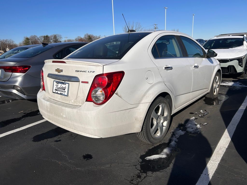 2016 Chevrolet Sonic LTZ 3