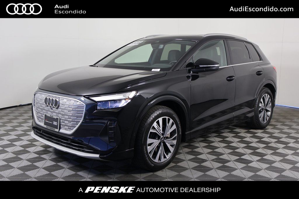 Thumbnail: 2023 Audi Q4 e-tron - 1