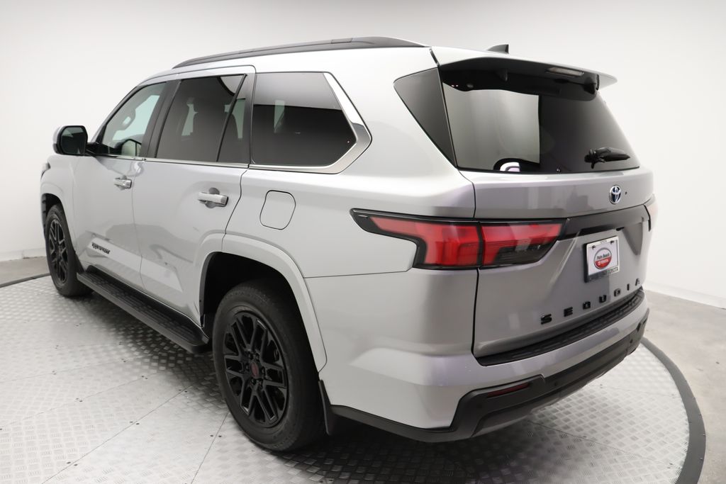 Thumbnail: 2024 Toyota Sequoia - 11