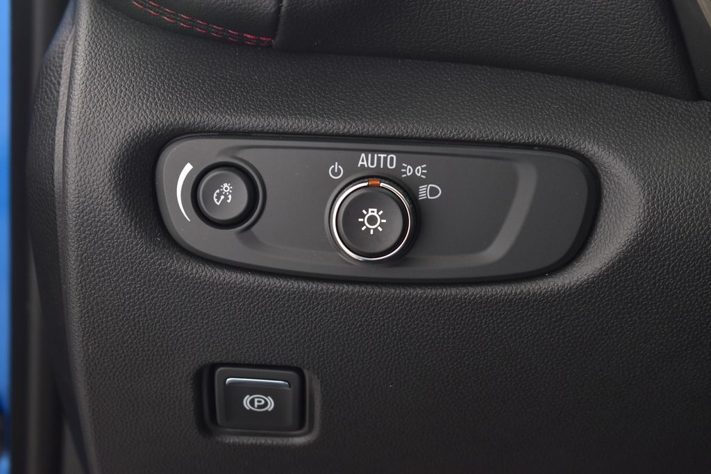 Thumbnail: 2021 Chevrolet Blazer - 20