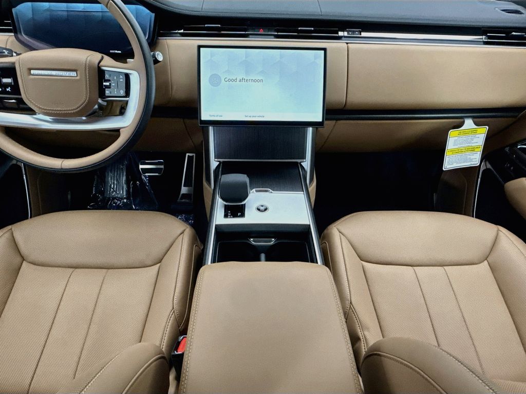 Thumbnail: 2026 Land Rover Range Rover - 13