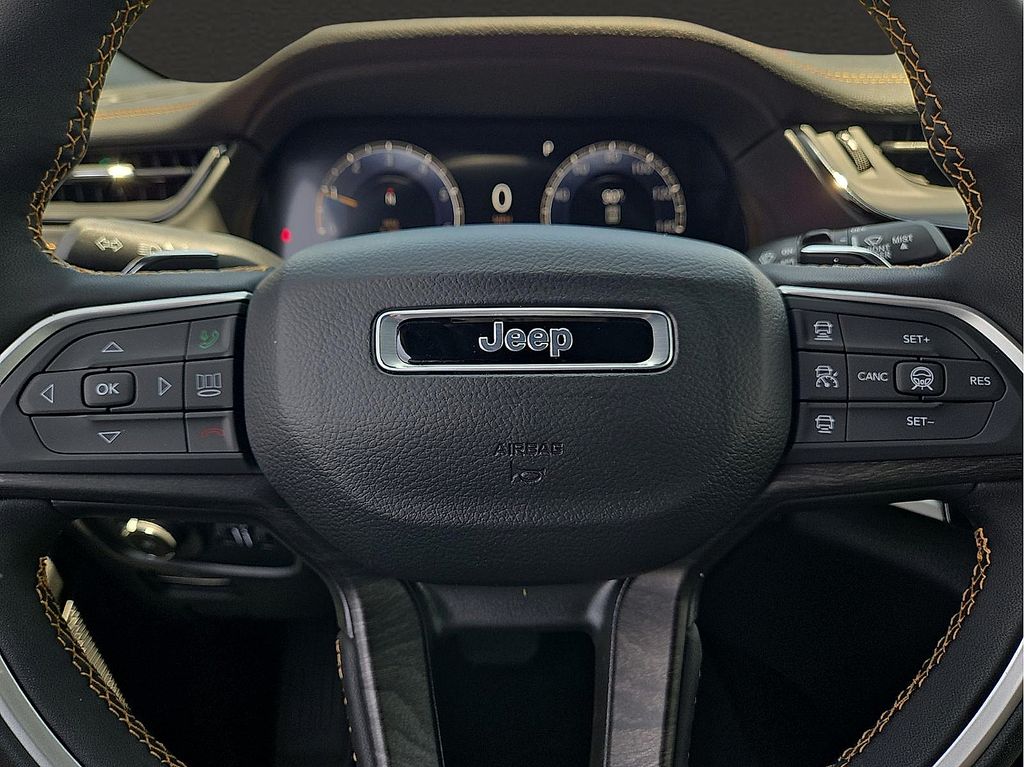 New 2026 Jeep Grand Cherokee For Sale in Farmington, AR