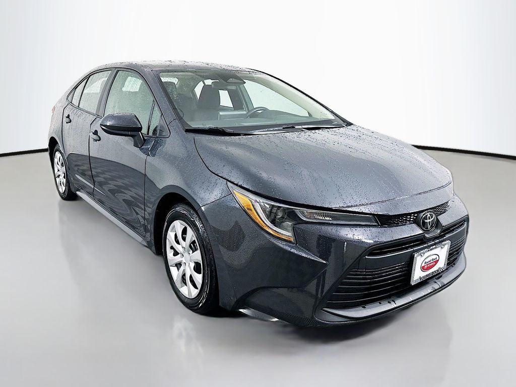 Thumbnail: 2024 Toyota Corolla - 3