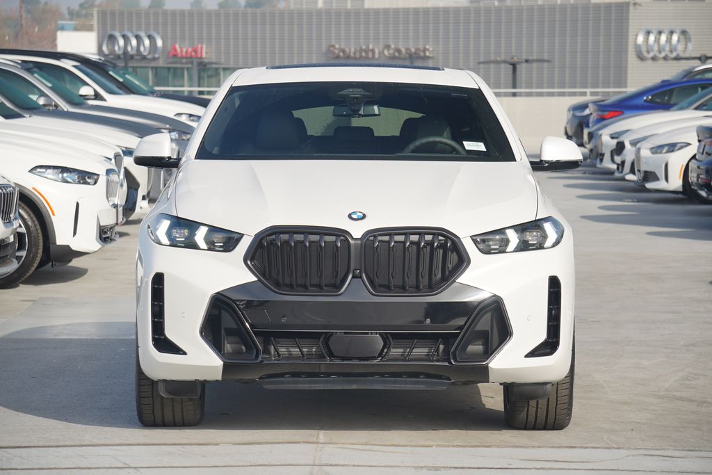 2025 BMW X6 xDrive40i 2