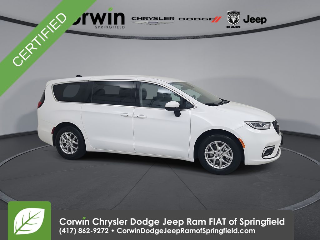 2023 Chrysler Pacifica Touring L FWD