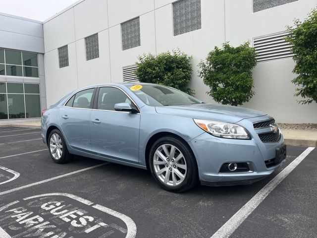 Thumbnail: 2013 Chevrolet Malibu - 3