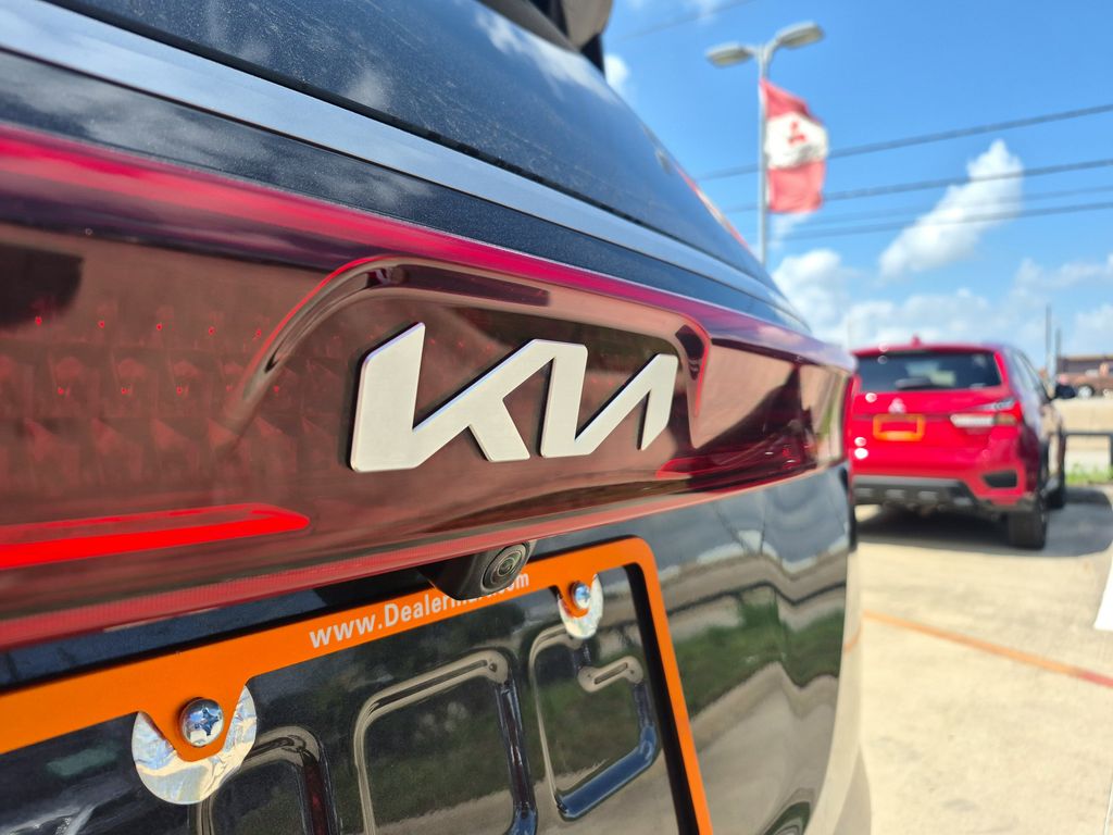 2022 Kia Carnival LXS Gray at Shottenkirk Kia Fort Bend