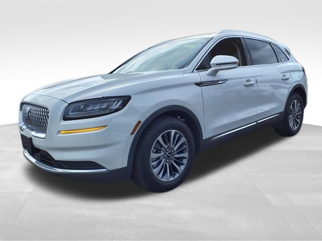 2021 Lincoln Nautilus Standard 4