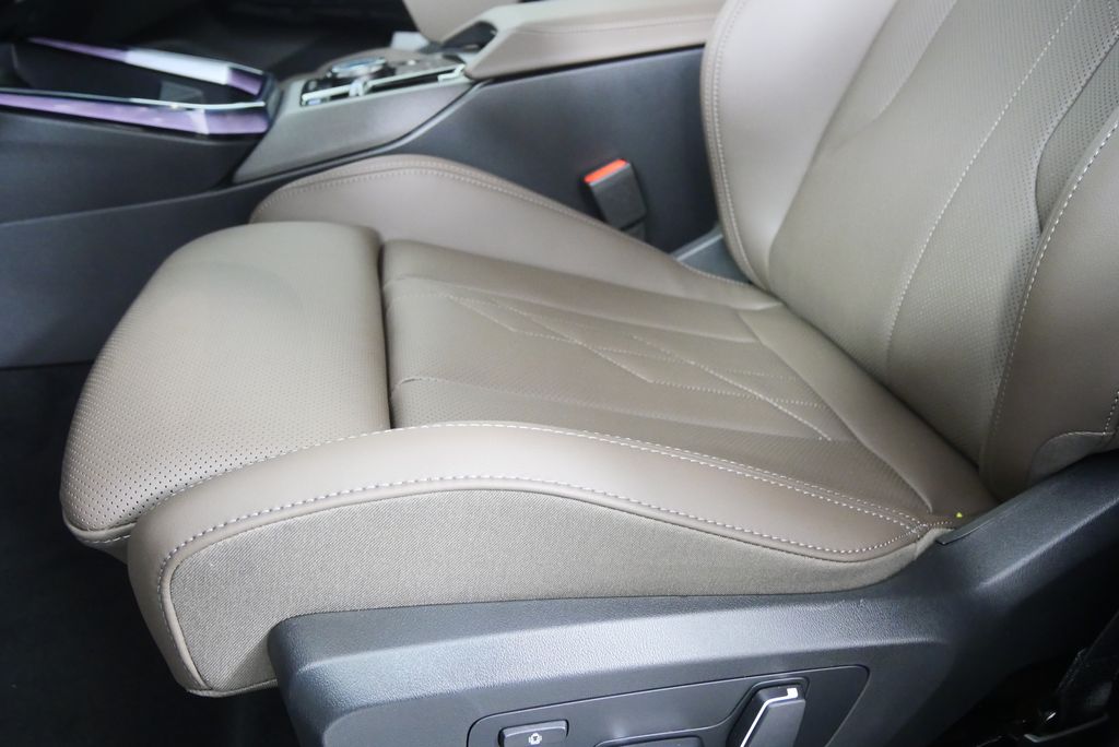 Thumbnail: 2026 BMW X3 - 9