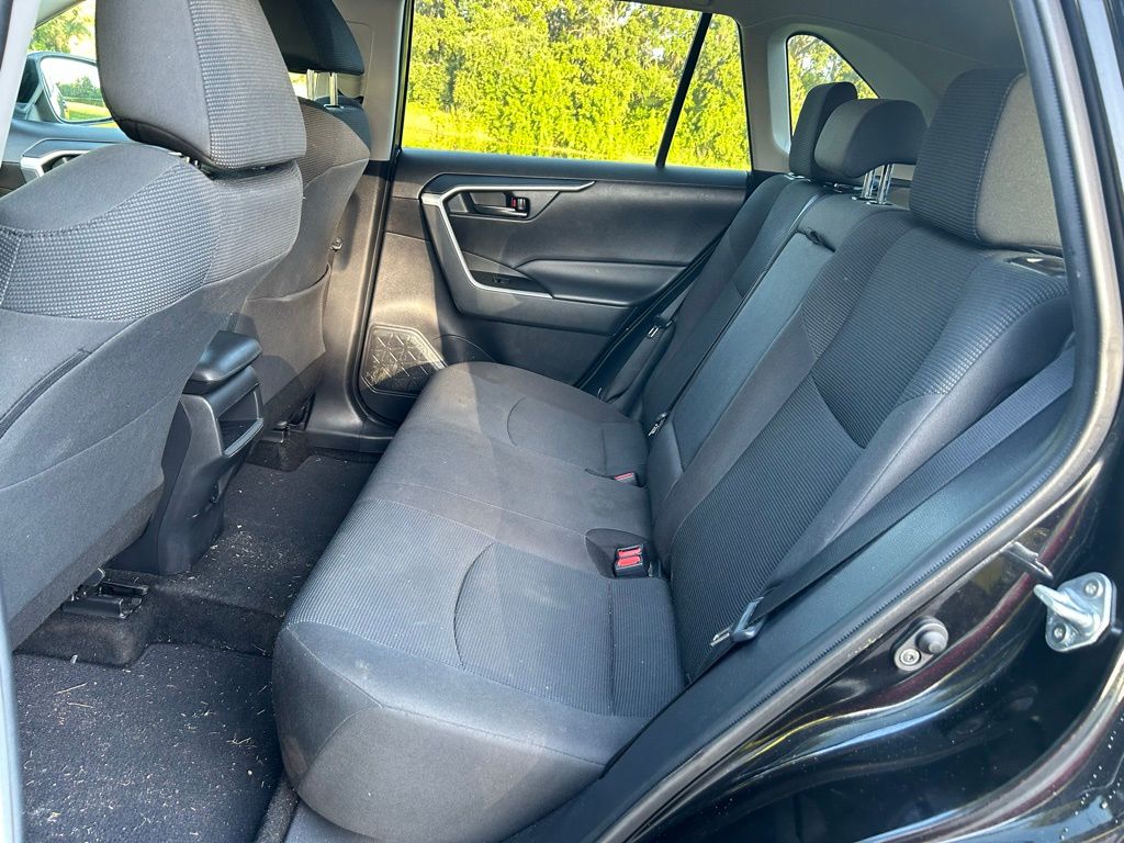Thumbnail: 2021 Toyota RAV4 - 13