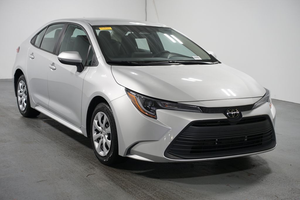 Thumbnail: 2024 Toyota Corolla - 3