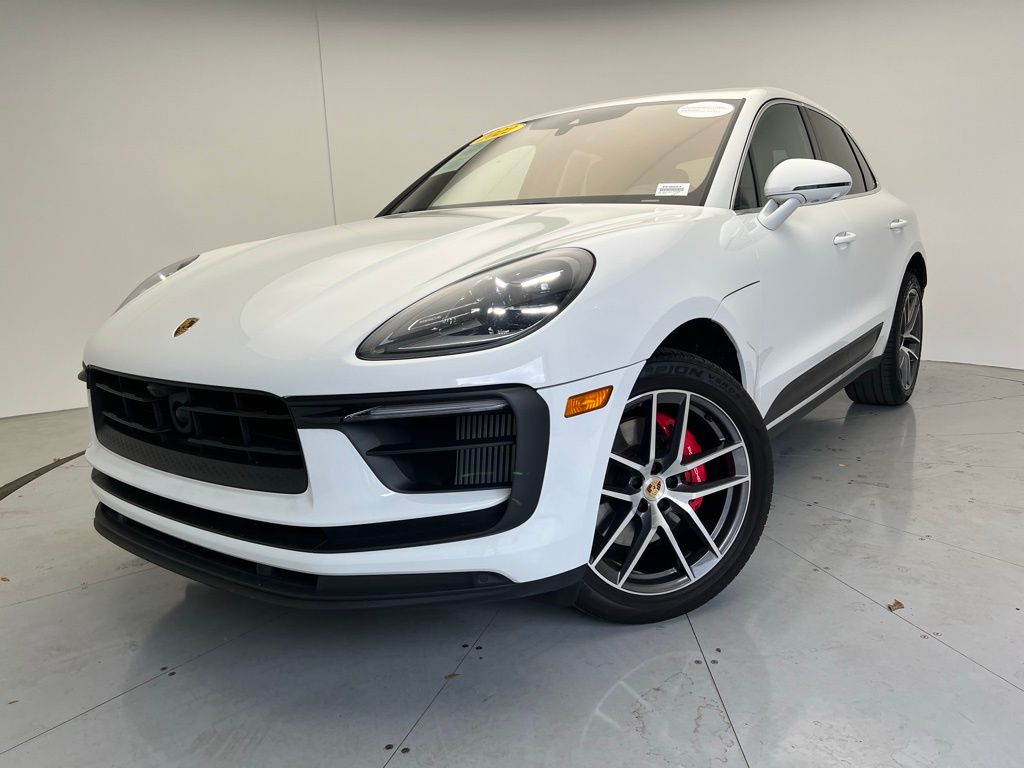 2022 Porsche Macan S Hero Image