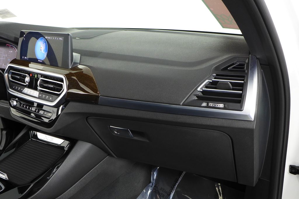 Thumbnail: 2023 BMW X3 - 14