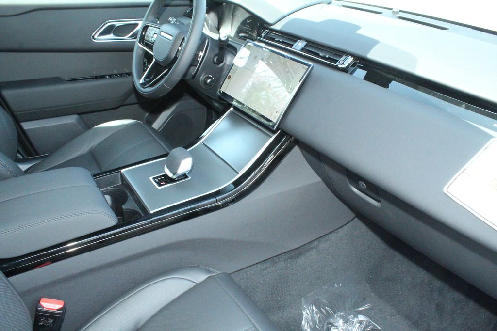 New 2026 White Land Rover S image 40