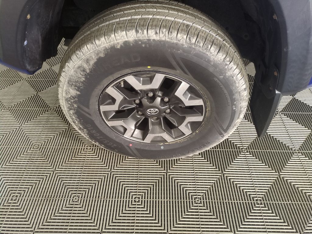 Used 2018 Toyota Tacoma For Sale in Fort Wayne, IN