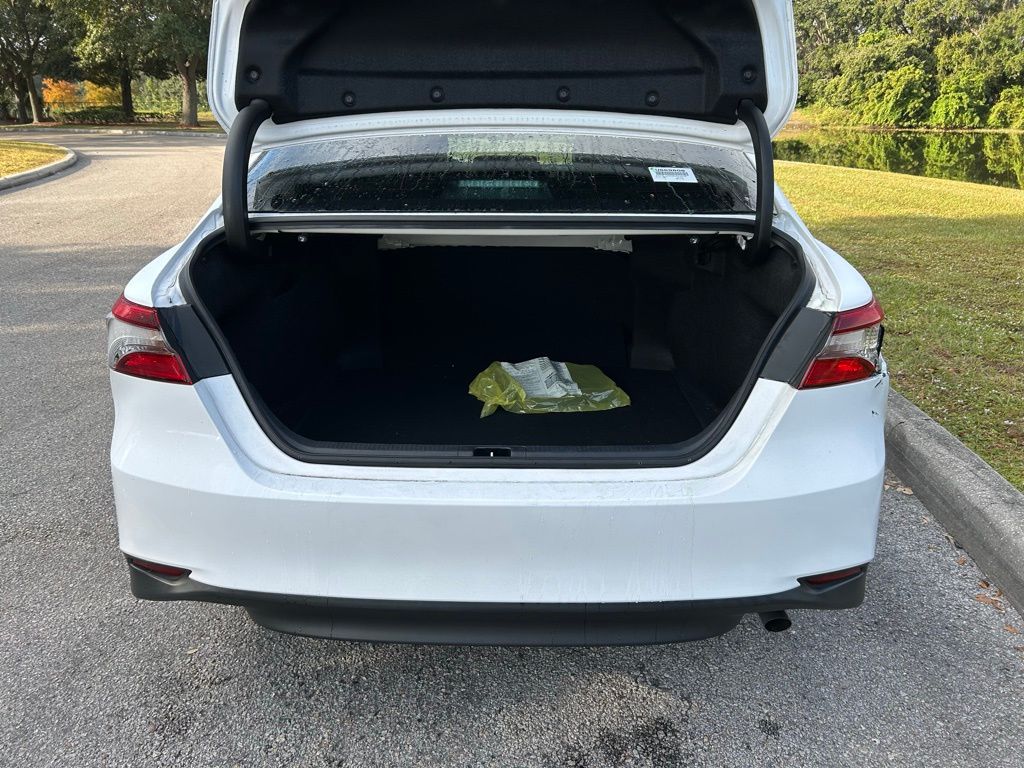 Thumbnail: 2024 Toyota Camry - 10